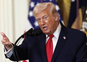 トランプ米大統領＝１２日、ワシントン（ＥＰＡ時事）