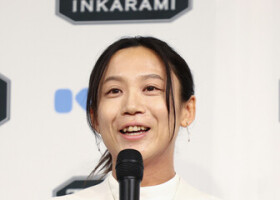 現役引退を表明し、記者会見するスピードスケートの高木美帆＝６日、東京都中央区