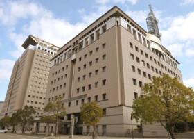 鹿児島県警本部＝鹿児島市